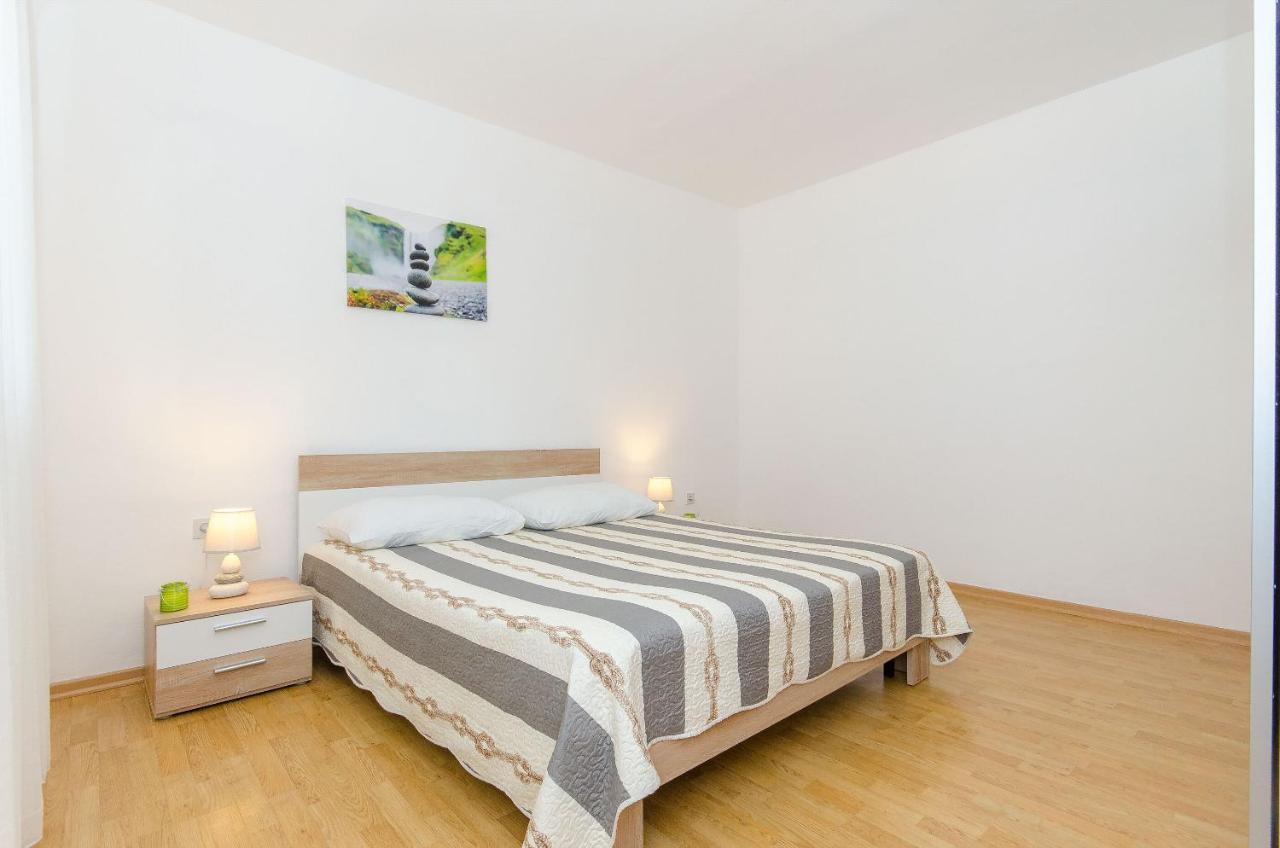 Apartments Goran Вир Екстериор снимка